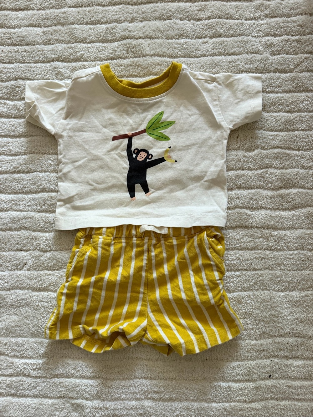 Hanna Andersson White Monkey Tee with Yellow Stripe Shorts